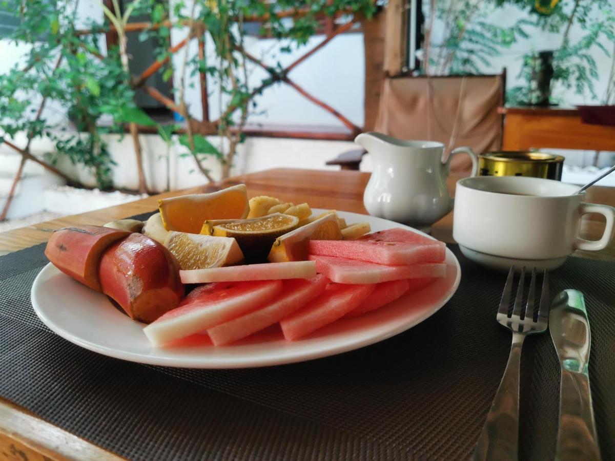 Bed and Breakfast Savi House Нунгви Экстерьер фото